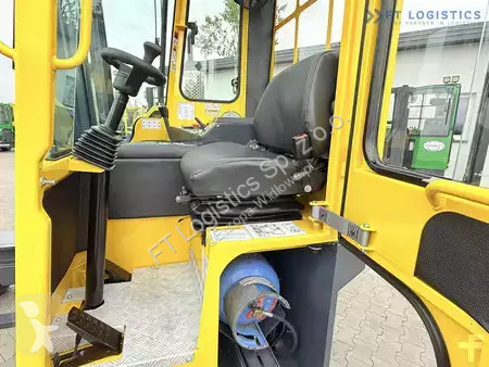 Štvorcestný vysokozdvižný vozík Combilift