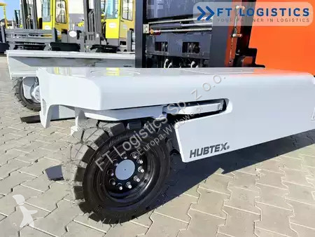 رافعة شوكية متعددة الاتجاهات Hubtex