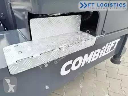 Štvorcestný vysokozdvižný vozík Combilift