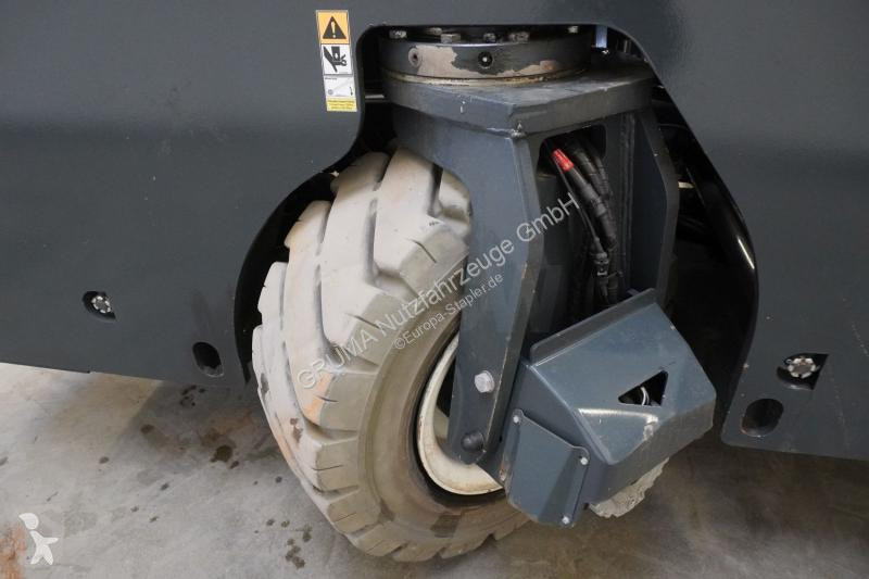 رافعة شوكية متعددة الاتجاهات Combilift E