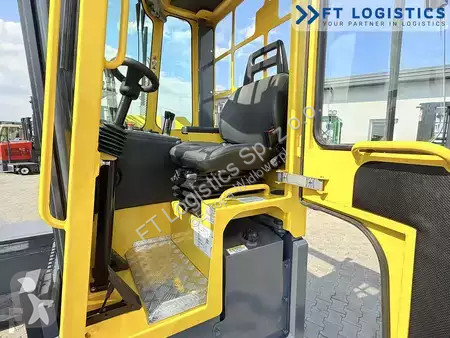 Многопосочен кар Combilift