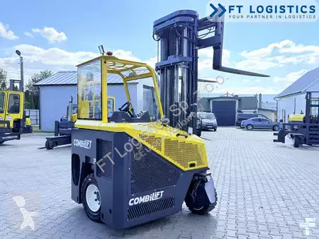 Многоходовой погрузчик Combilift
