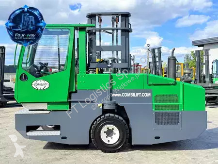 Stivuitor multidirectional Combilift