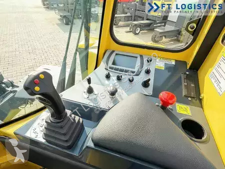 Stivuitor multidirectional Combilift