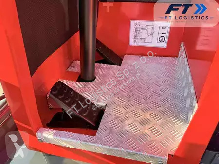 Stivuitor multidirectional Combilift