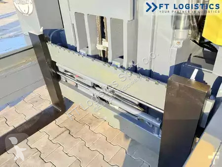 Многоходовой погрузчик Combilift