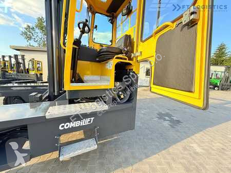 Empilhador multi direccional Combilift