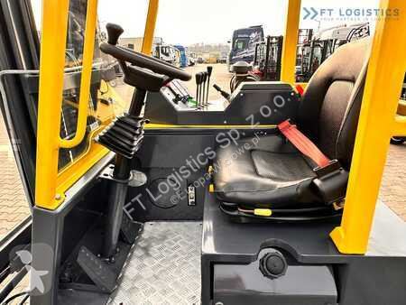 Stivuitor multidirectional Combilift