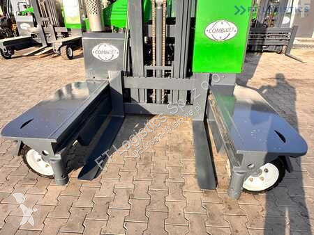 Stivuitor multidirectional Combilift