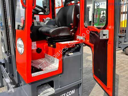 Stivuitor multidirectional Combilift