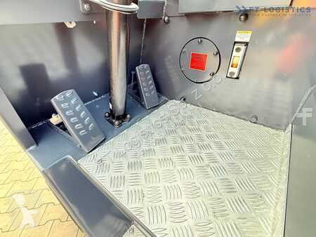 Stivuitor multidirectional Combilift