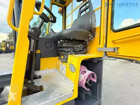 Štvorcestný vysokozdvižný vozík Combilift