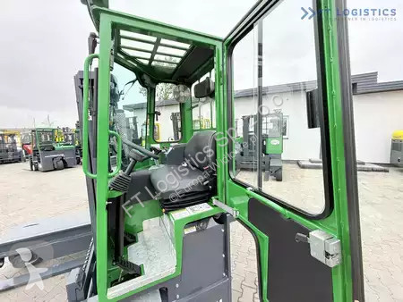 Štvorcestný vysokozdvižný vozík Combilift