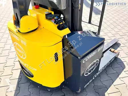 Štvorcestný vysokozdvižný vozík Combilift