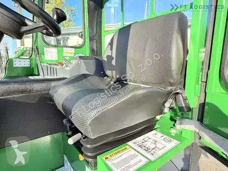 Štvorcestný vysokozdvižný vozík Combilift