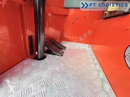 Štvorcestný vysokozdvižný vozík Combilift