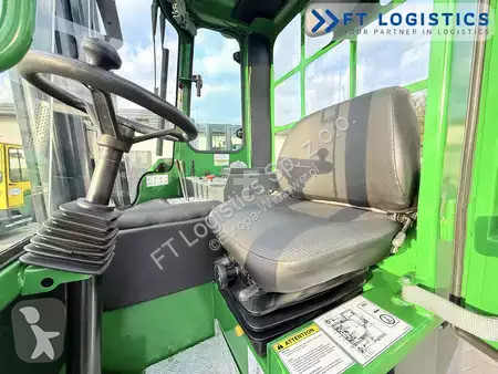 Štvorcestný vysokozdvižný vozík Combilift