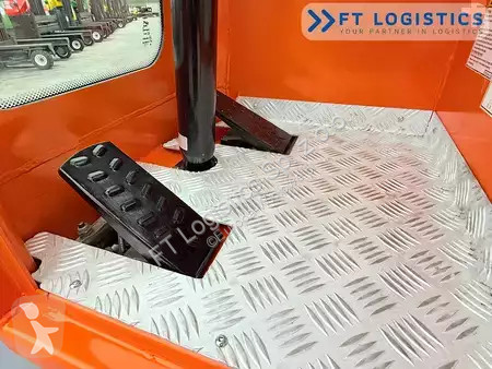 Štvorcestný vysokozdvižný vozík Combilift