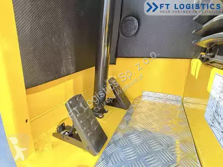 Многопосочен кар Combilift