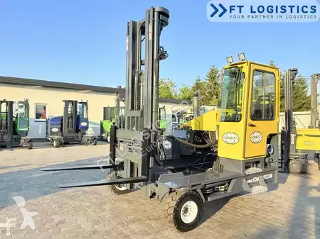 رافعة شوكية متعددة الاتجاهات Combilift