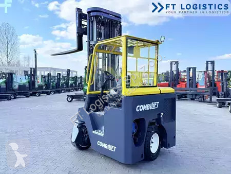 Многоходовой погрузчик Combilift