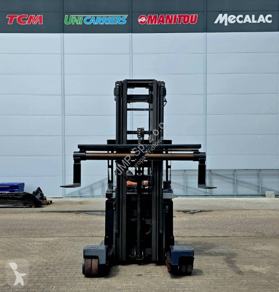 Многоходовой погрузчик Unicarriers UFW 250...