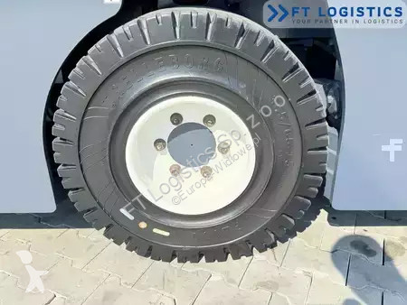 Chariot multidirectionnel Combilift