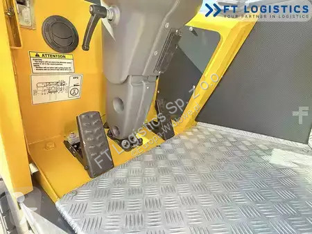 Многоходовой погрузчик Combilift