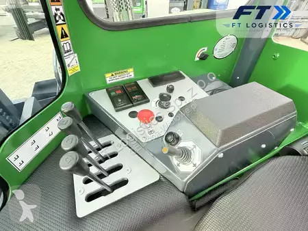 Многоходовой погрузчик Combilift