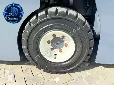Chariot multidirectionnel Combilift
