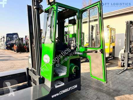 Stivuitor multidirectional Combilift