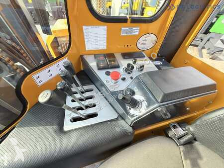 Stivuitor multidirectional Combilift