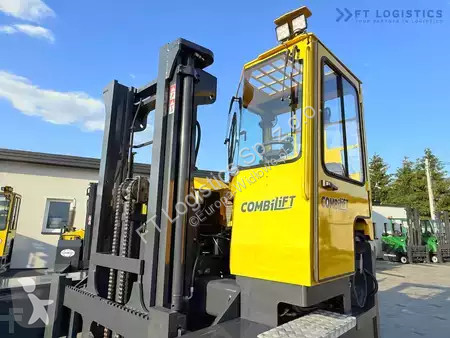 Štvorcestný vysokozdvižný vozík Combilift