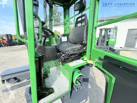 Štvorcestný vysokozdvižný vozík Combilift