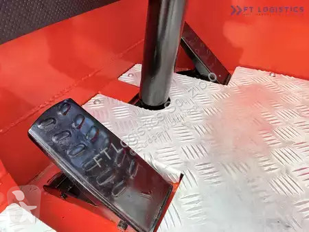 Štvorcestný vysokozdvižný vozík Combilift