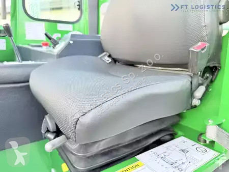 Štvorcestný vysokozdvižný vozík Combilift