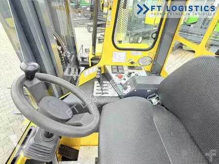 Štvorcestný vysokozdvižný vozík Combilift