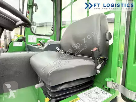 Štvorcestný vysokozdvižný vozík Combilift