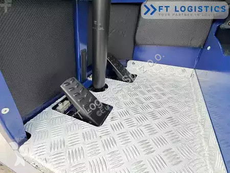 Štvorcestný vysokozdvižný vozík Combilift