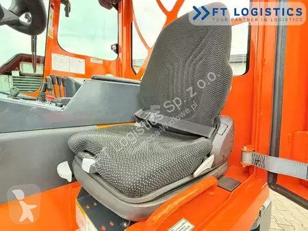Štvorcestný vysokozdvižný vozík Combilift