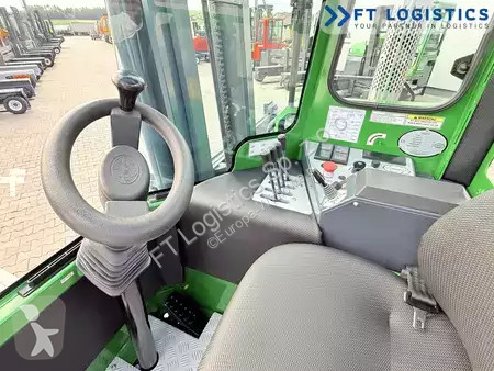 Многопосочен кар Combilift