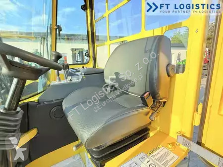 Stivuitor multidirectional Combilift