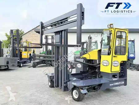 Stivuitor multidirectional Combilift