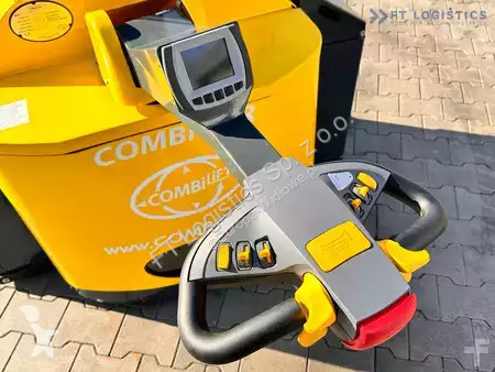 Chariot multidirectionnel Combilift