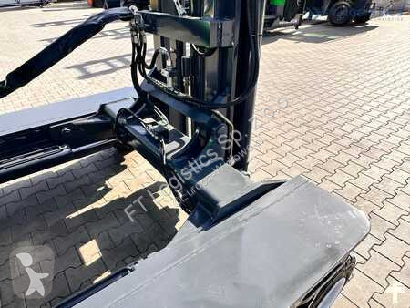 Stivuitor multidirectional Combilift