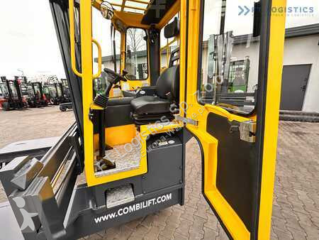 Stivuitor multidirectional Combilift
