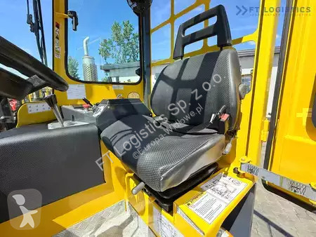 Štvorcestný vysokozdvižný vozík Combilift