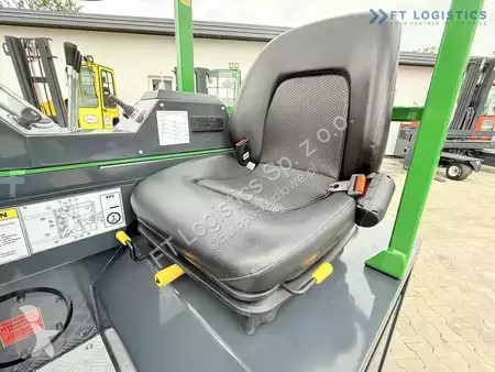 Štvorcestný vysokozdvižný vozík Combilift