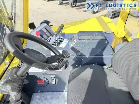 Štvorcestný vysokozdvižný vozík Combilift