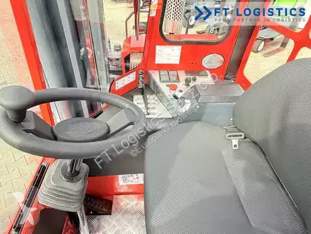 Štvorcestný vysokozdvižný vozík Combilift